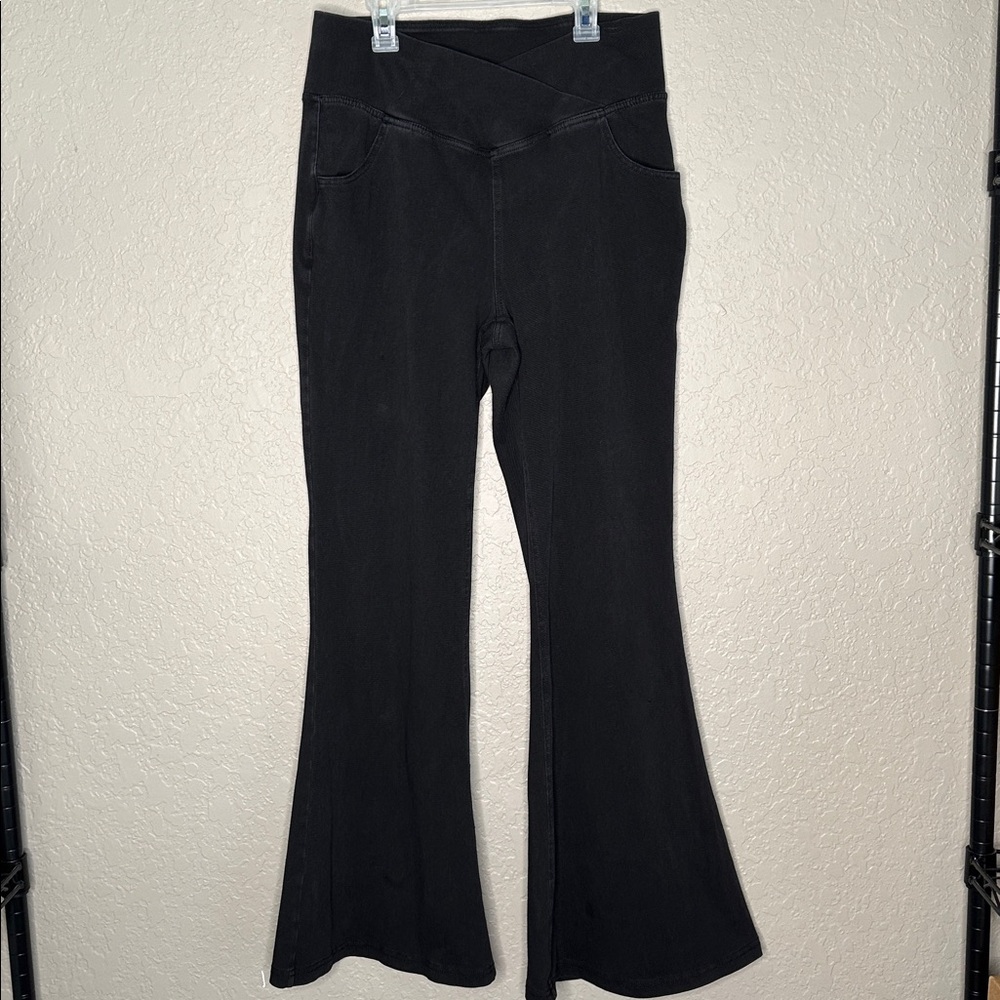Crossover Casual Flare Pants with pockets - Picture 2 of 8